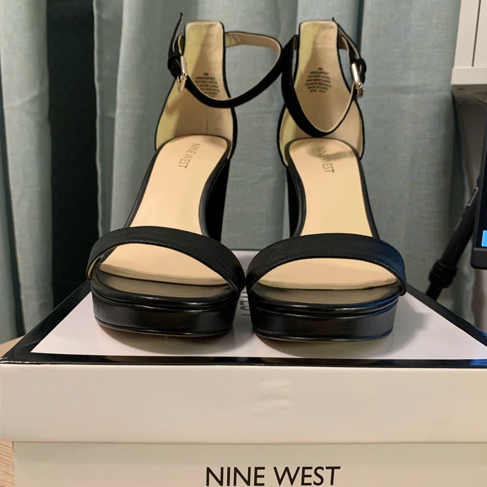Nine West Dempsey platform sandal